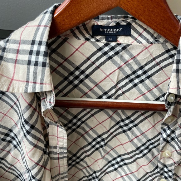Burberry Slim Fit Button down - Picture 2 of 3